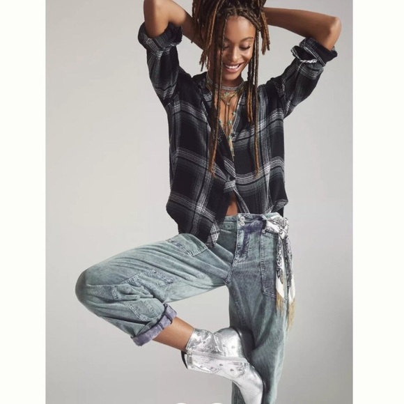 Anthropologie The Wanderer Corduroy Cargo Barrel Leg Pants in Green Gray 31 - Picture 3 of 13